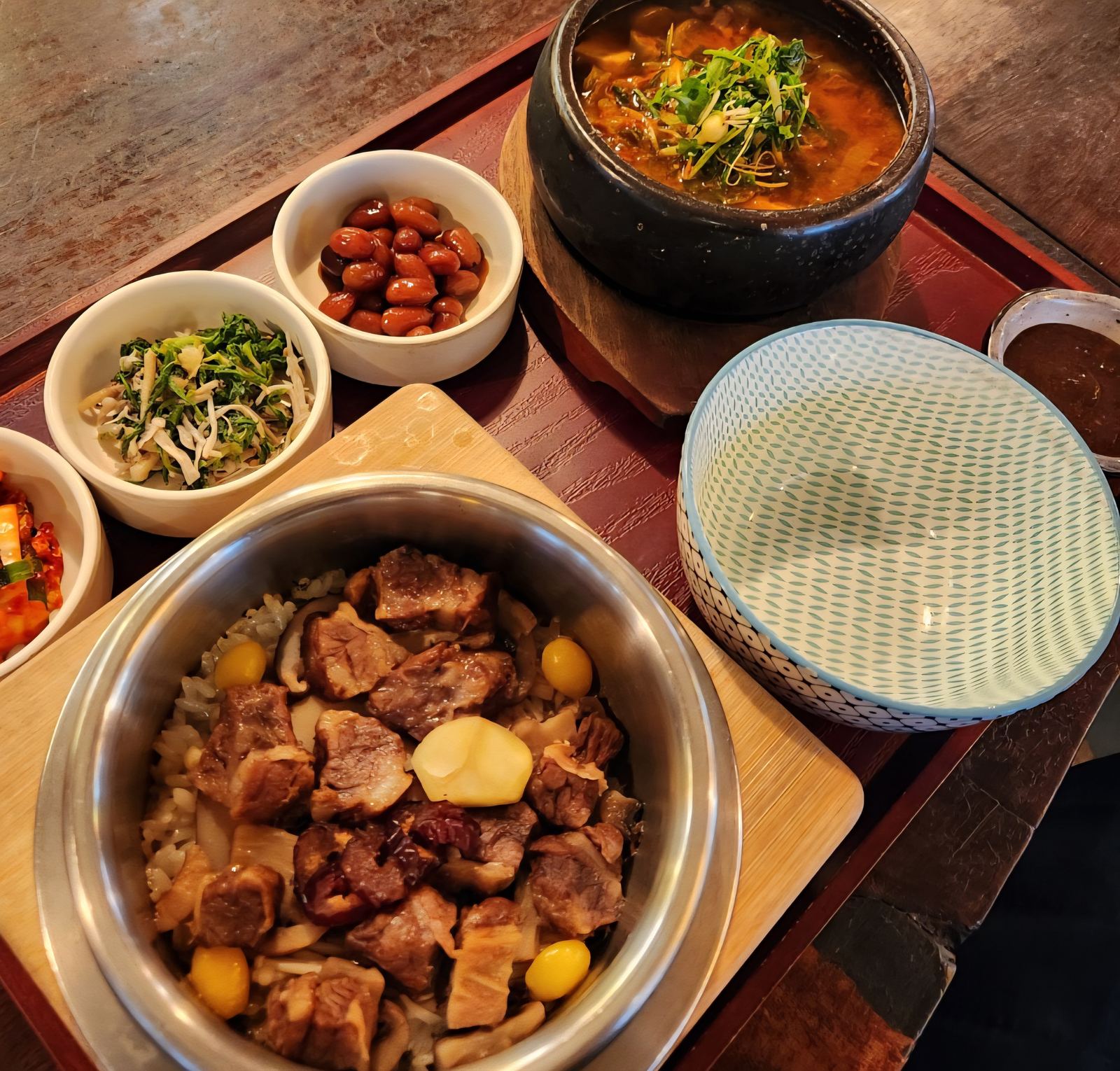 Doma Insadong — the short-rib sotbap set at this Insadong korean restaurant