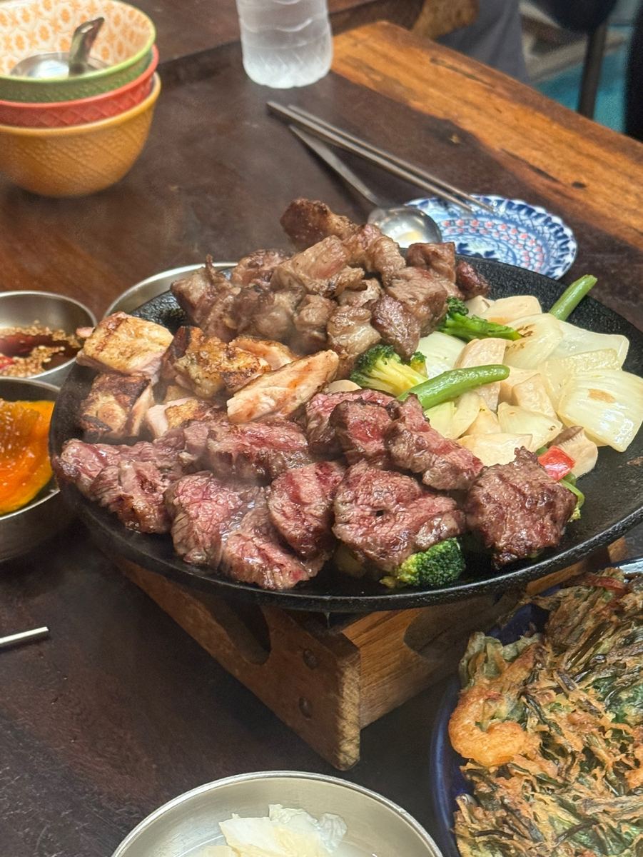 Meat SET (charcoal-broiled meat) — Doma Insadong, a korean restaurant in Insadong Seoul